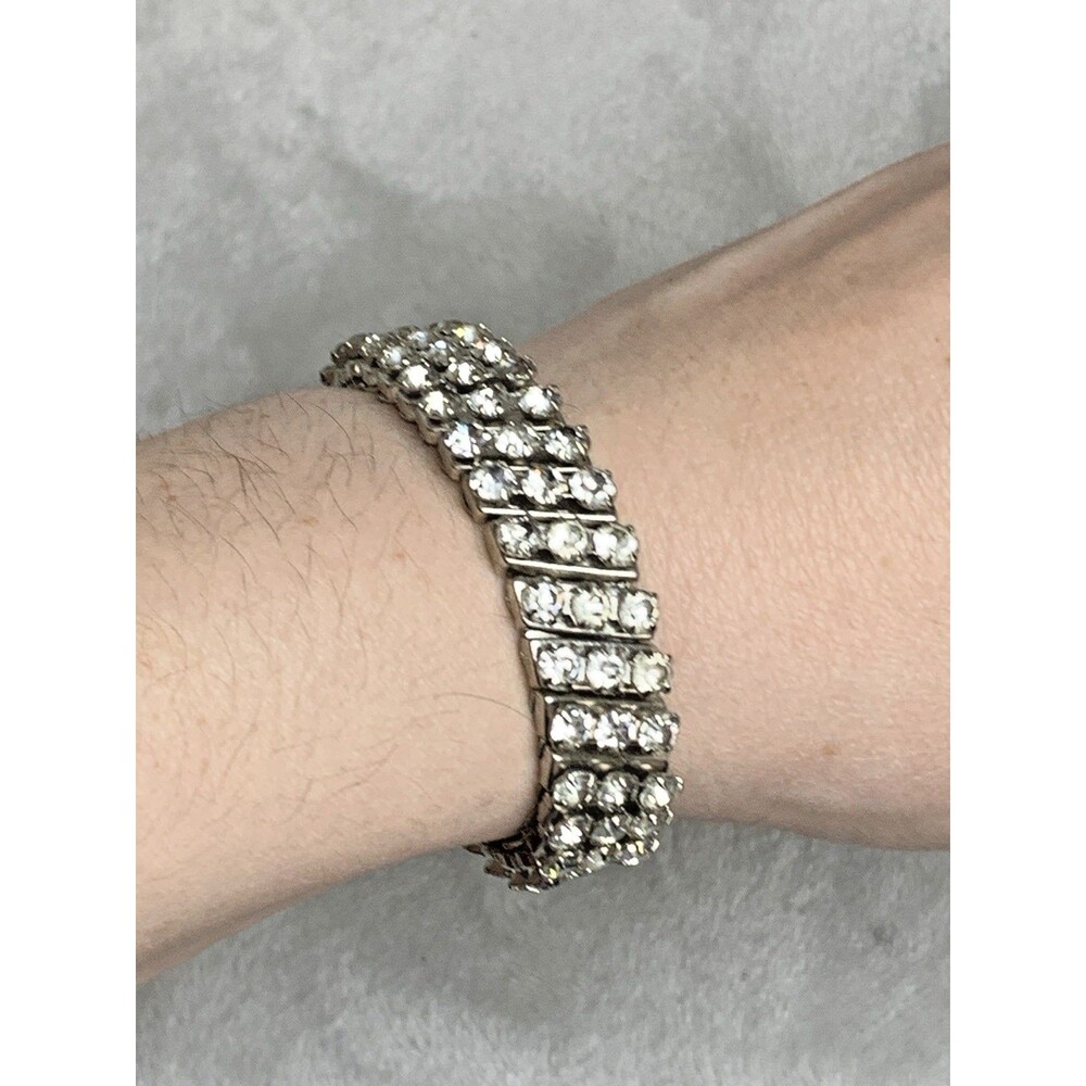 Lot of 2 Vintage Rhinestone Stretch Bracelets Parco Silver Tone Crystal Glam - Picture 9 of 13